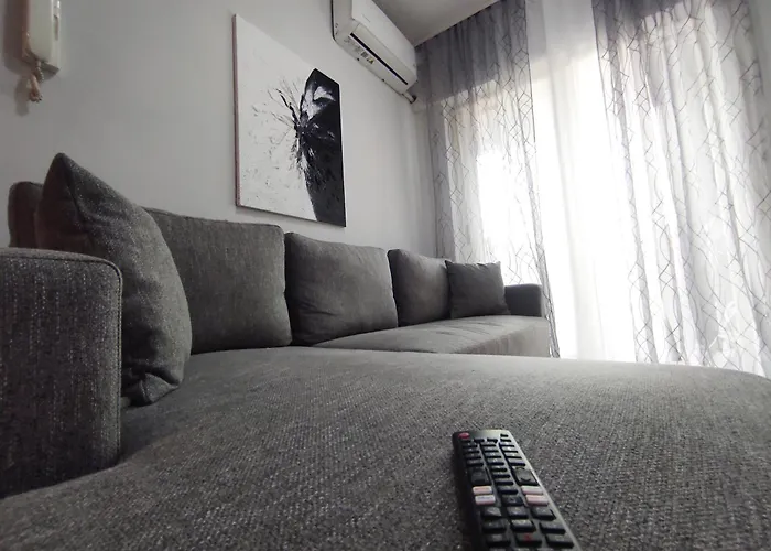 Kledia\'S Modern Apartment