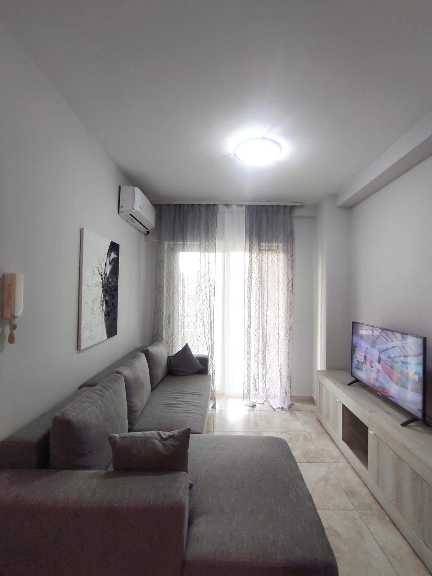 Kledia's Modern Appartement *