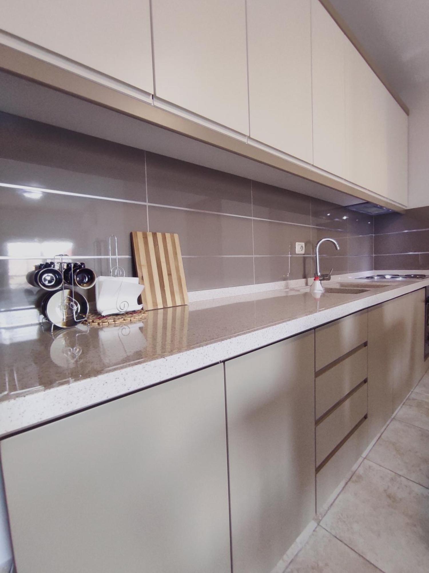 Kledia's Modern Appartement Tirana
