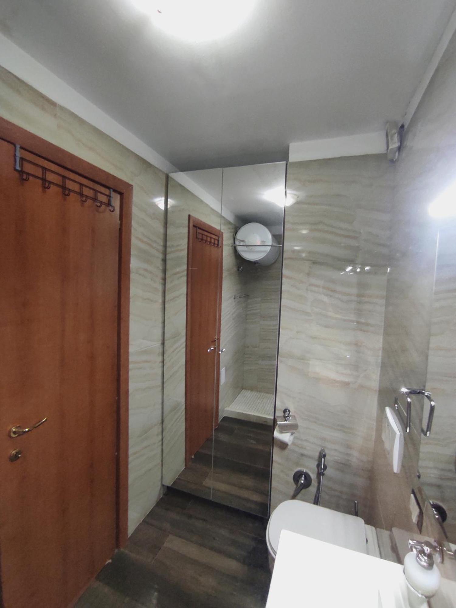 Kledia's Modern Appartement Tirana